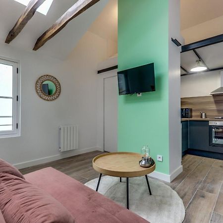 The "Peppermint" - Moderne & Elegant - Marais Apartment Paris Exterior photo